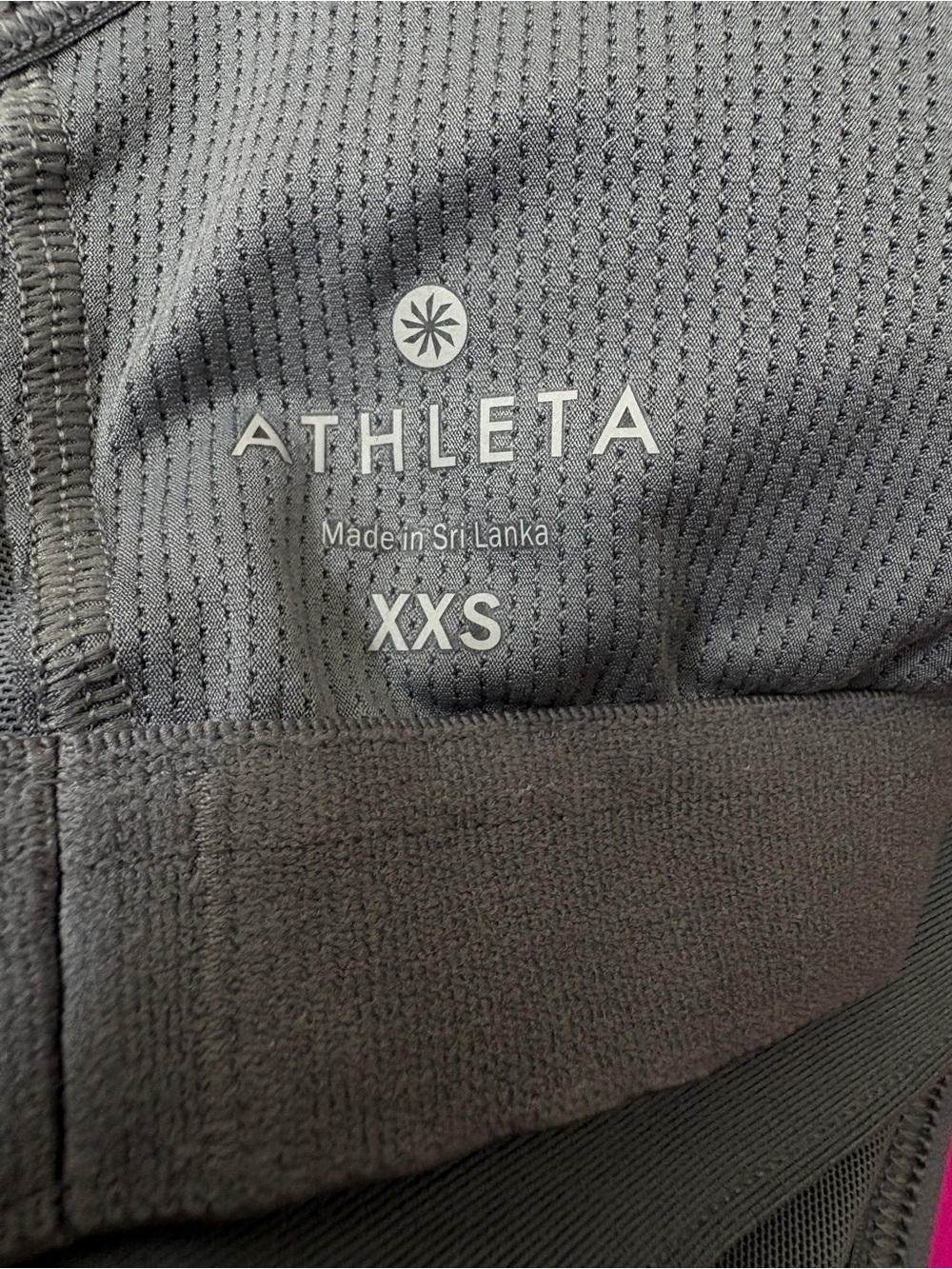 Athleta Stunner Tank Gray XXS Built In Bra T Back Workout Yoga Running - Picture 5 of 8
